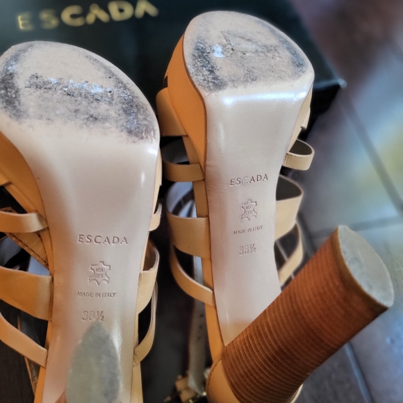 Escada sandals - Picture 6 of 8